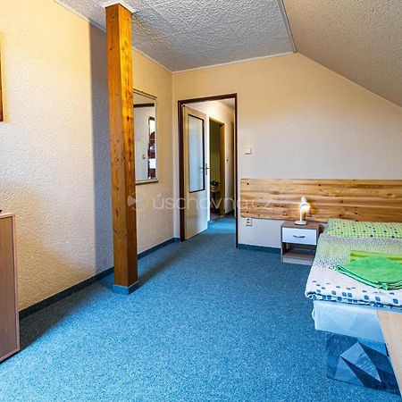 Pension Astoria Klášterec nad Ohří Esterno foto